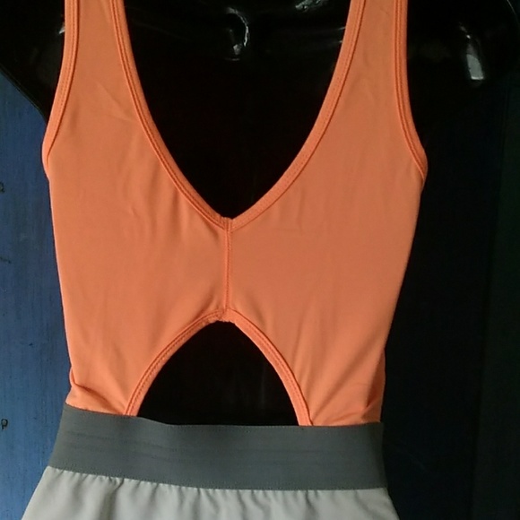 RBX Active Top. - Picture 3 of 4